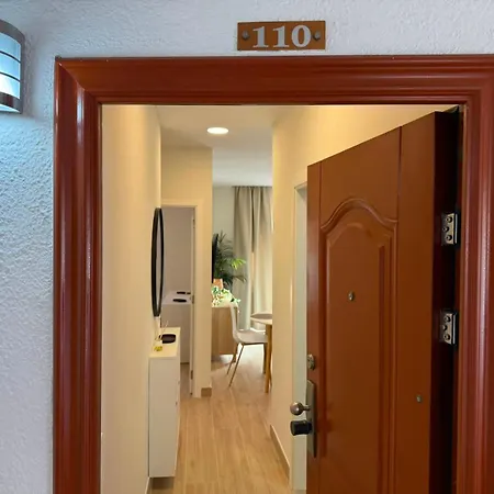 Exclusive 2-bedroom In Americas *