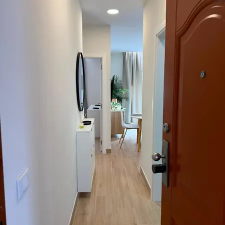 Exclusive 2-bedroom In Americas דירה אדחה